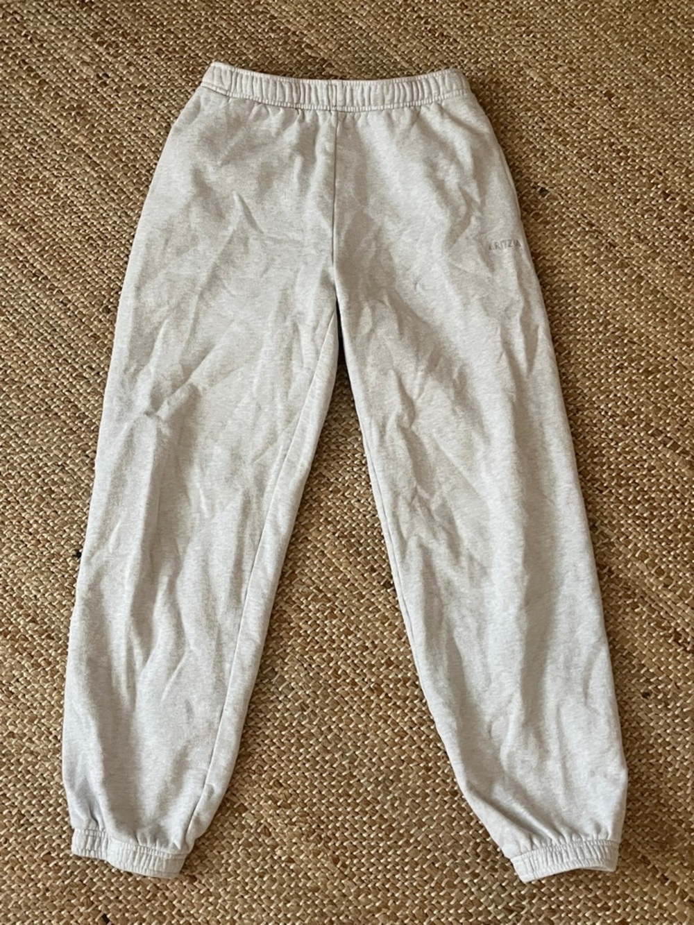 Aritzia Light Gray Kids Sweatpants
